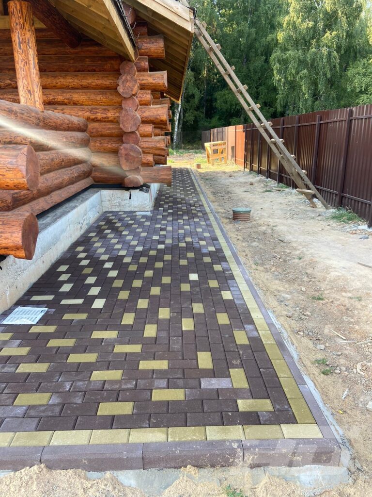 ukladka trotuarnoy plitki atmostka posle
